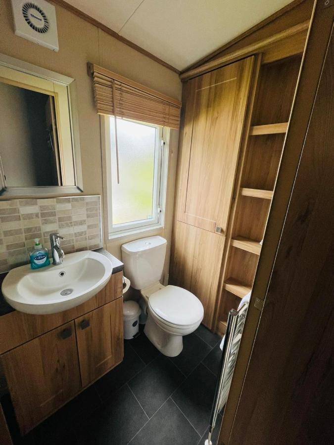 Brooksbank Lodge With Hot Tub Barmby on the Moor Extérieur photo